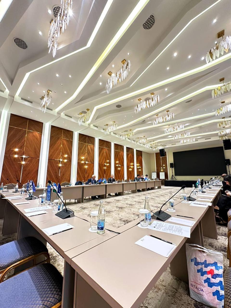 Frankfort Hotel And Spa Ташкент Экстерьер фото